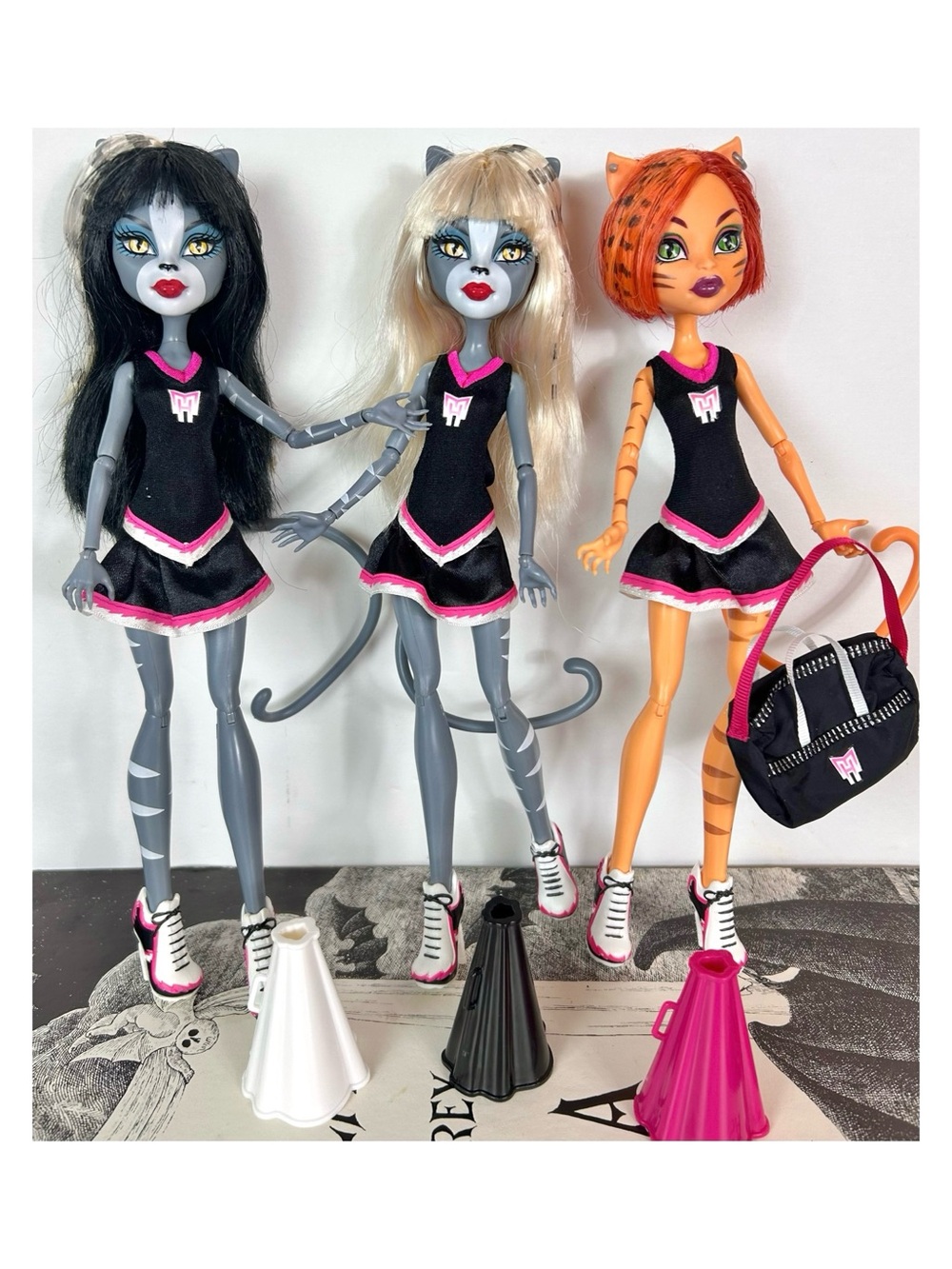Monster High Fearleading Werecat Sisters 3 Toralei, Meowlody Purrsephone